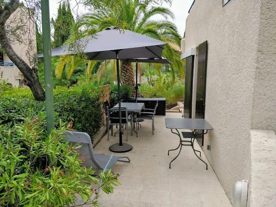 St Raphael 37M2, Piscine, Wifi, Commerces Mer 5Mn A Pieds Saint-Raphael  0*, Saint-Raphael (Var) France